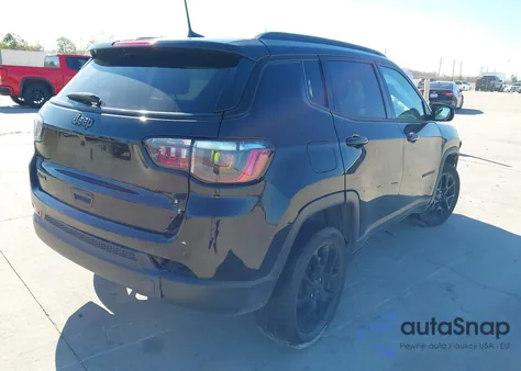 2025 Jeep Compass Latitude 4X4 from USA, damaged, VIN 3C4NJDBN3ST571670